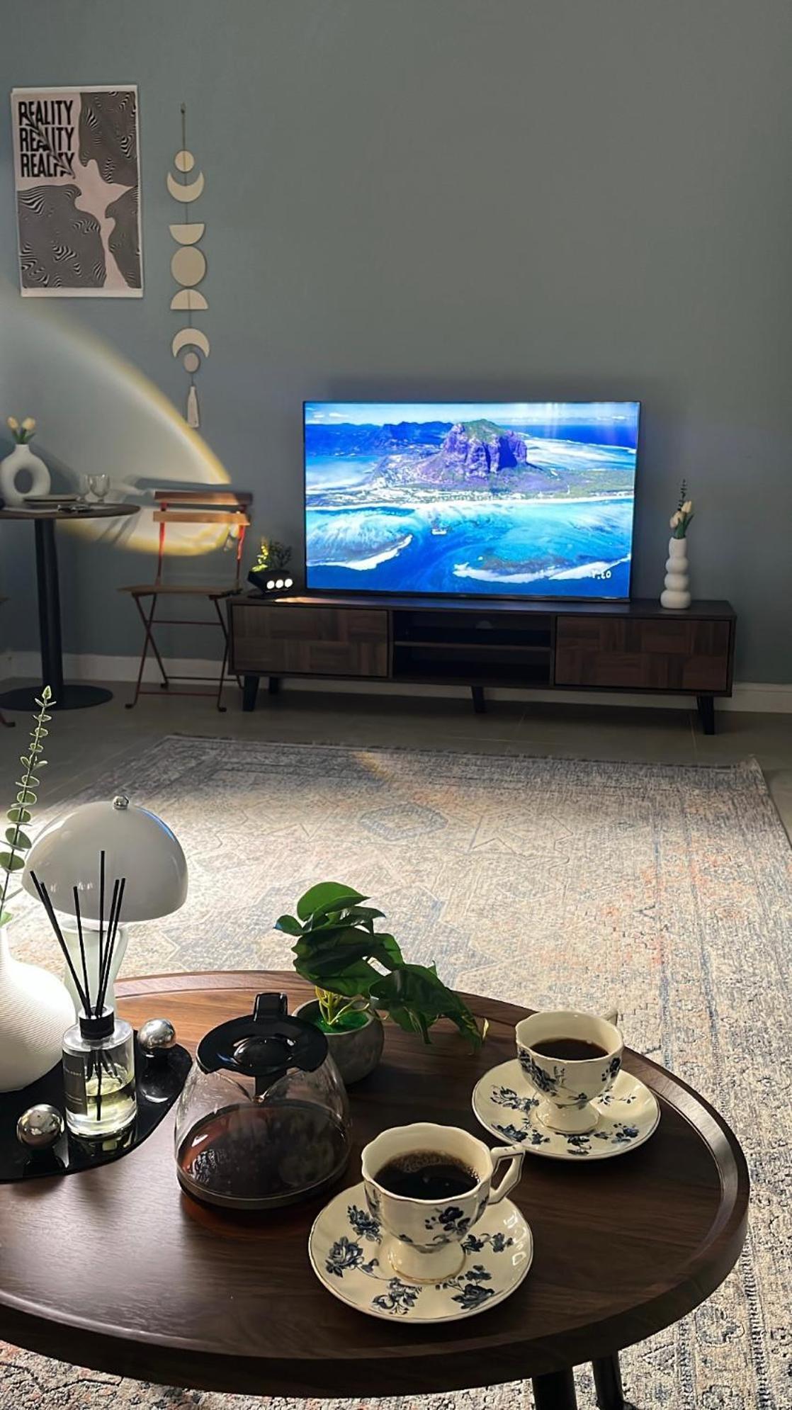 استديو فندقي ببلكونة لليلة مميزة Apartment